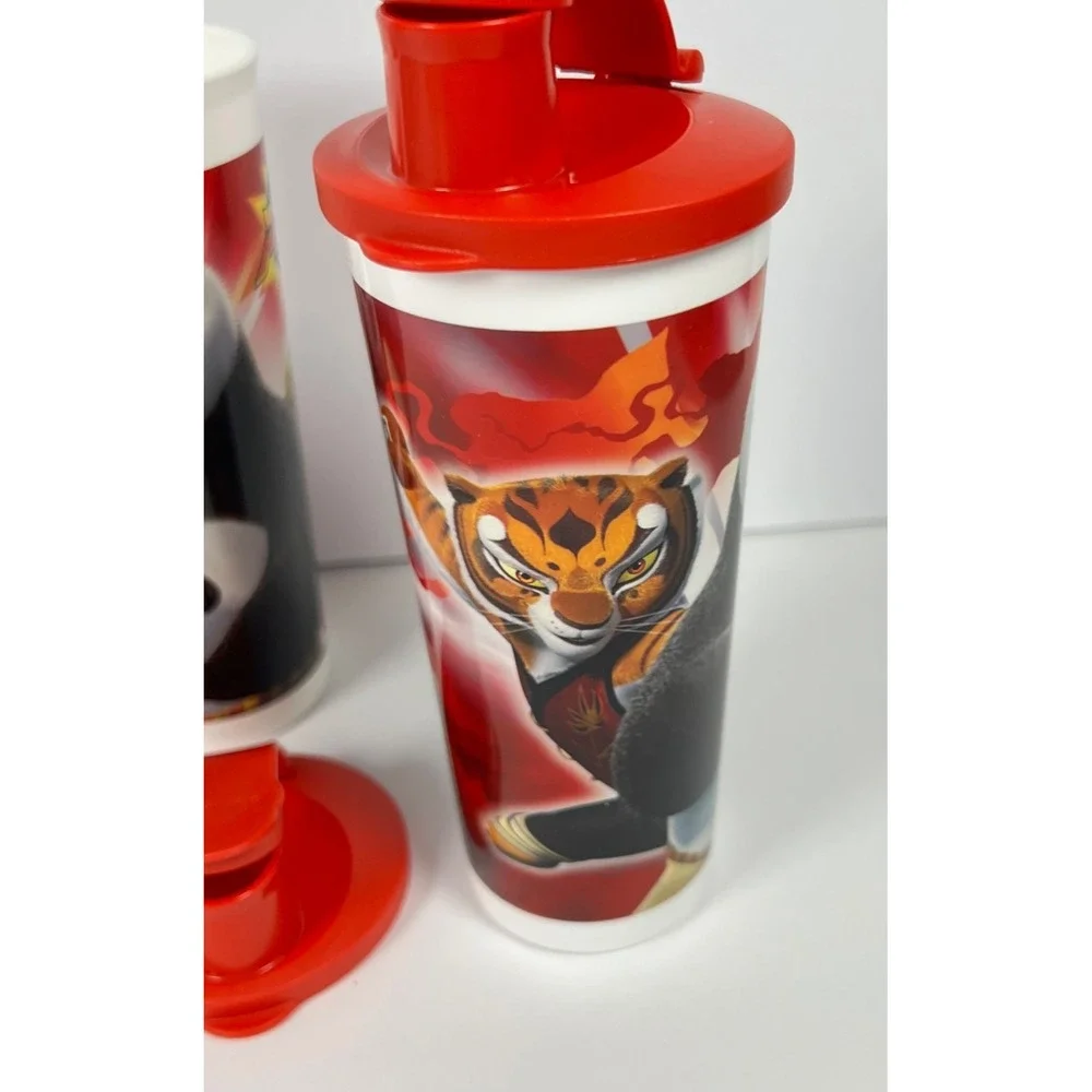 Tupperware Kung Fu Panda Kids Lunch Set Sandwich Keeper #3752, 2 Tumbler #5107